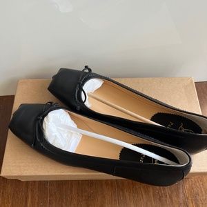 Louboitin Mamadrague Flats